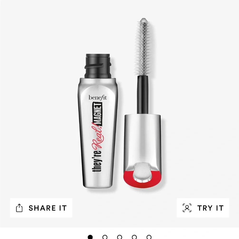 BENEFIT *MINI* THEY’RE REAL! MAGNETIC MASCARA. SHADE: SUPERCHARGED BLACK NEW